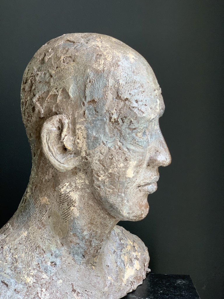 Sculpture tête d'homme chauve sculptrice