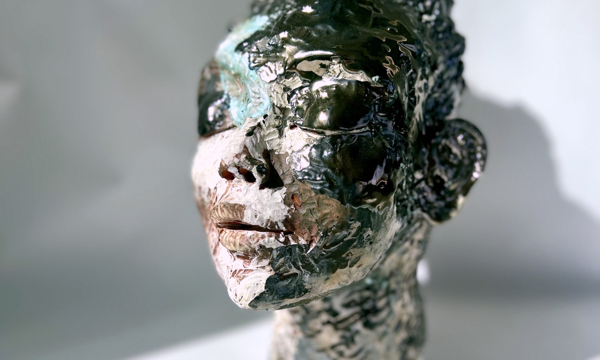 visage femme sculpté sculpture africaine claire michelini